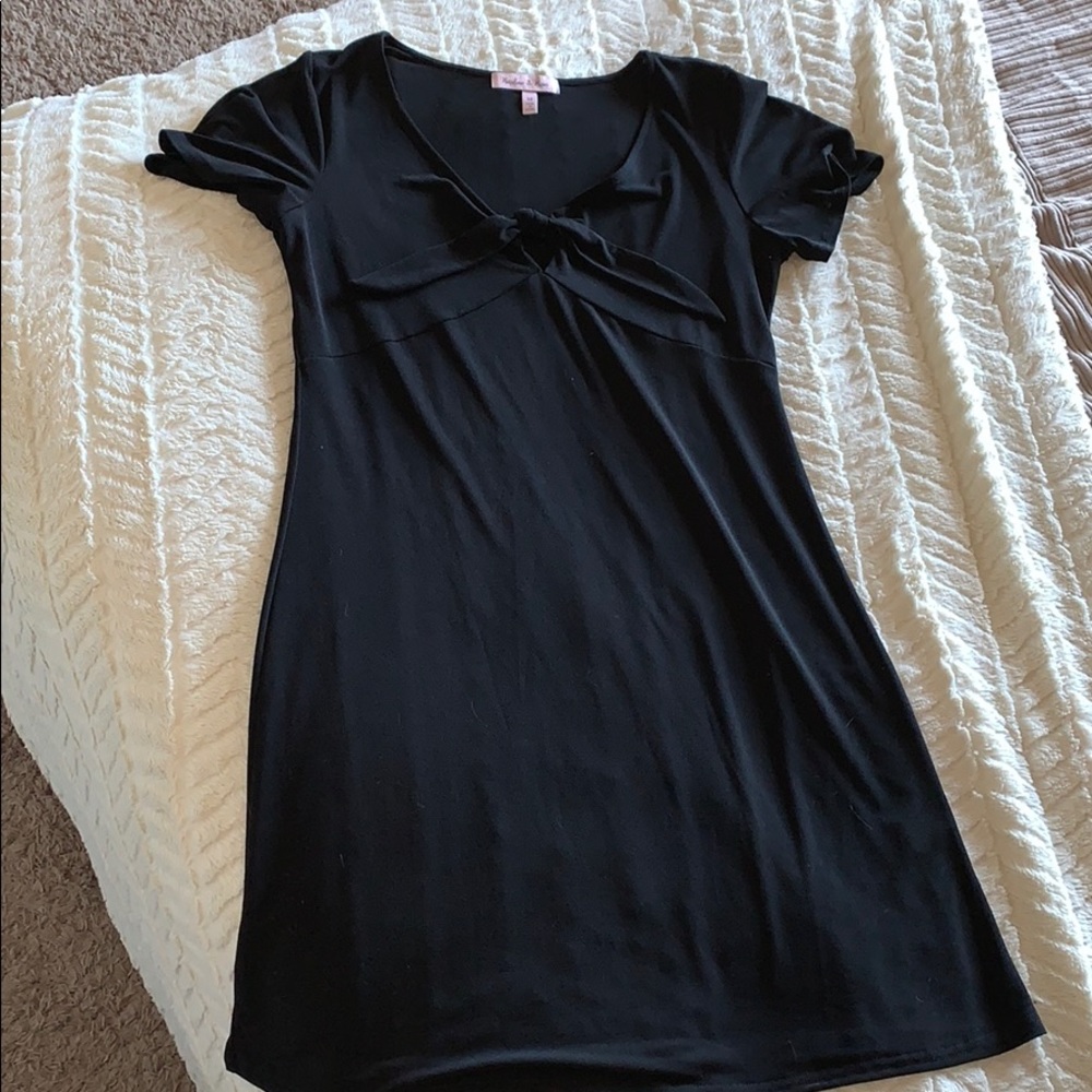 NWOT. Black short sleeve dress